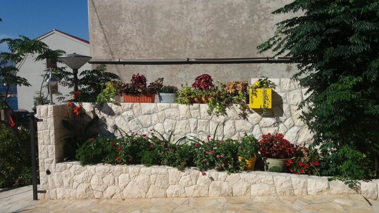 Apartments By The Sea Vinjerac, Zadar - 13811 Posedarje Zewnętrze zdjęcie